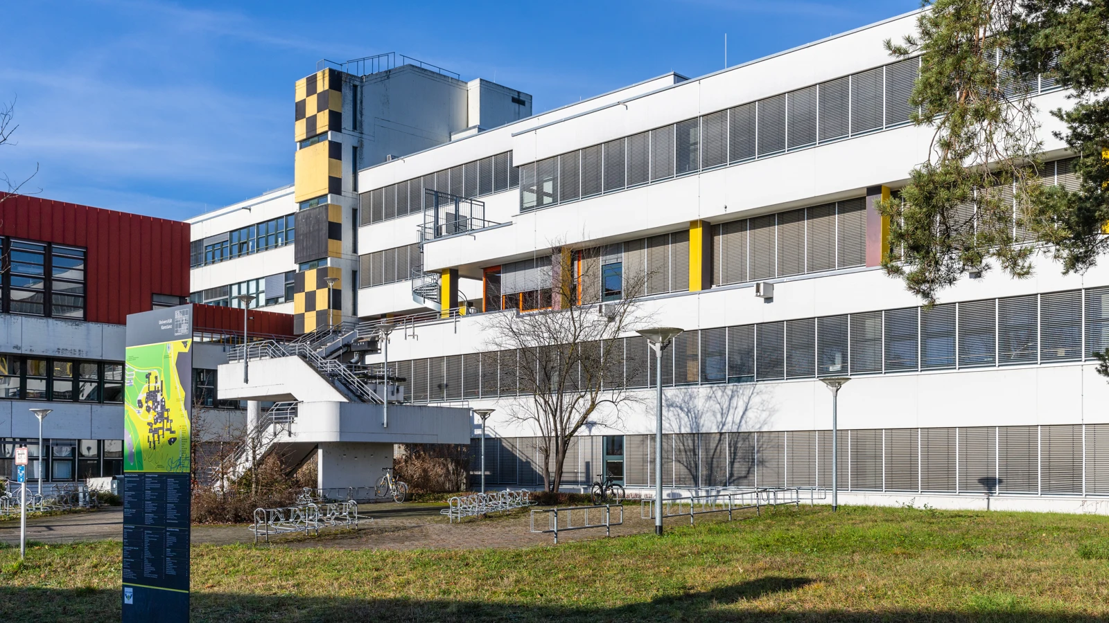Universität Konstanz – Gebäude E und F (2020).
